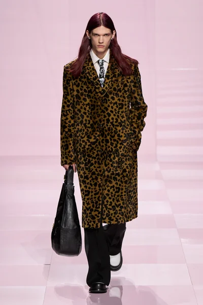 Look 67